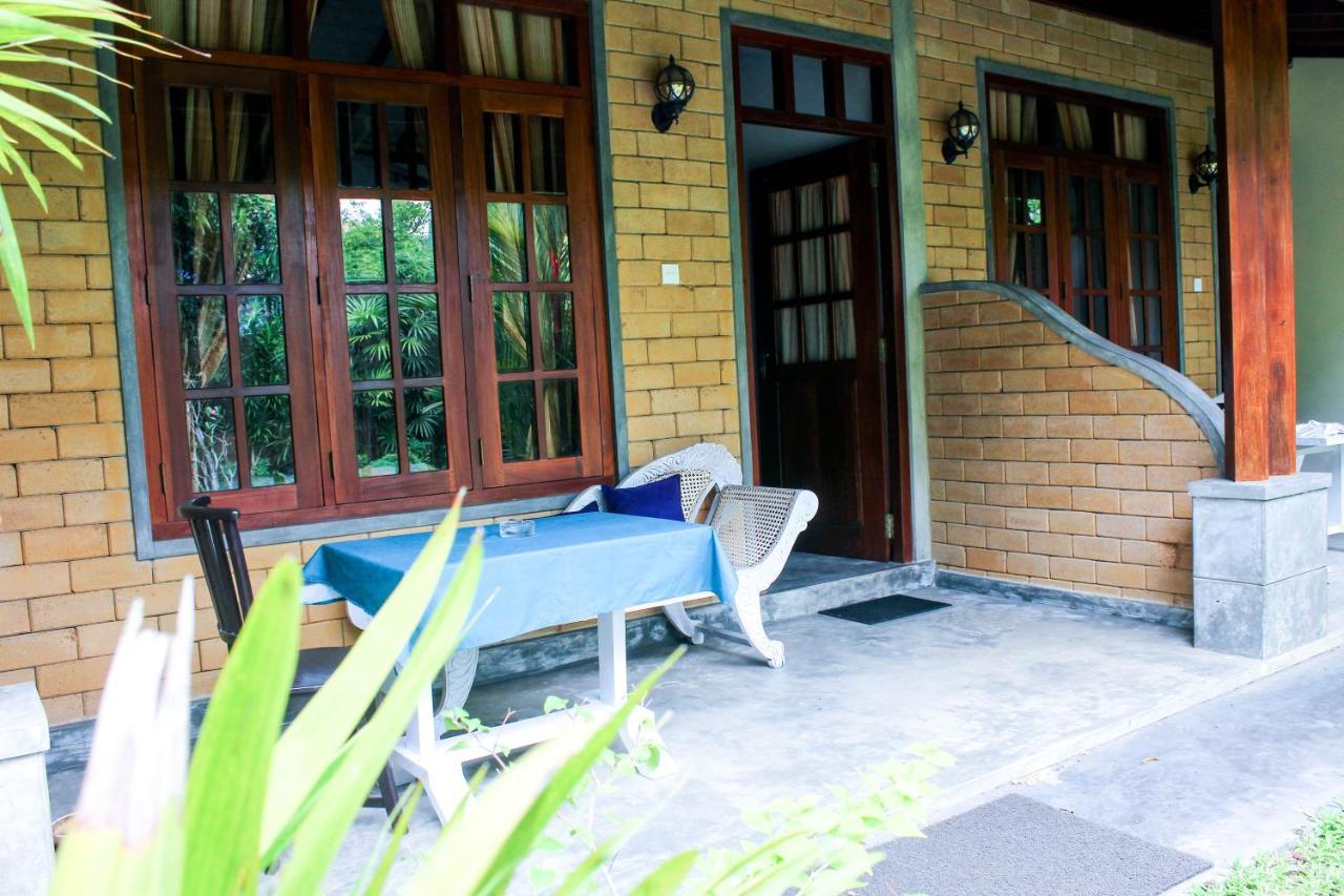 Dandelion - Unawatuna Luaran gambar